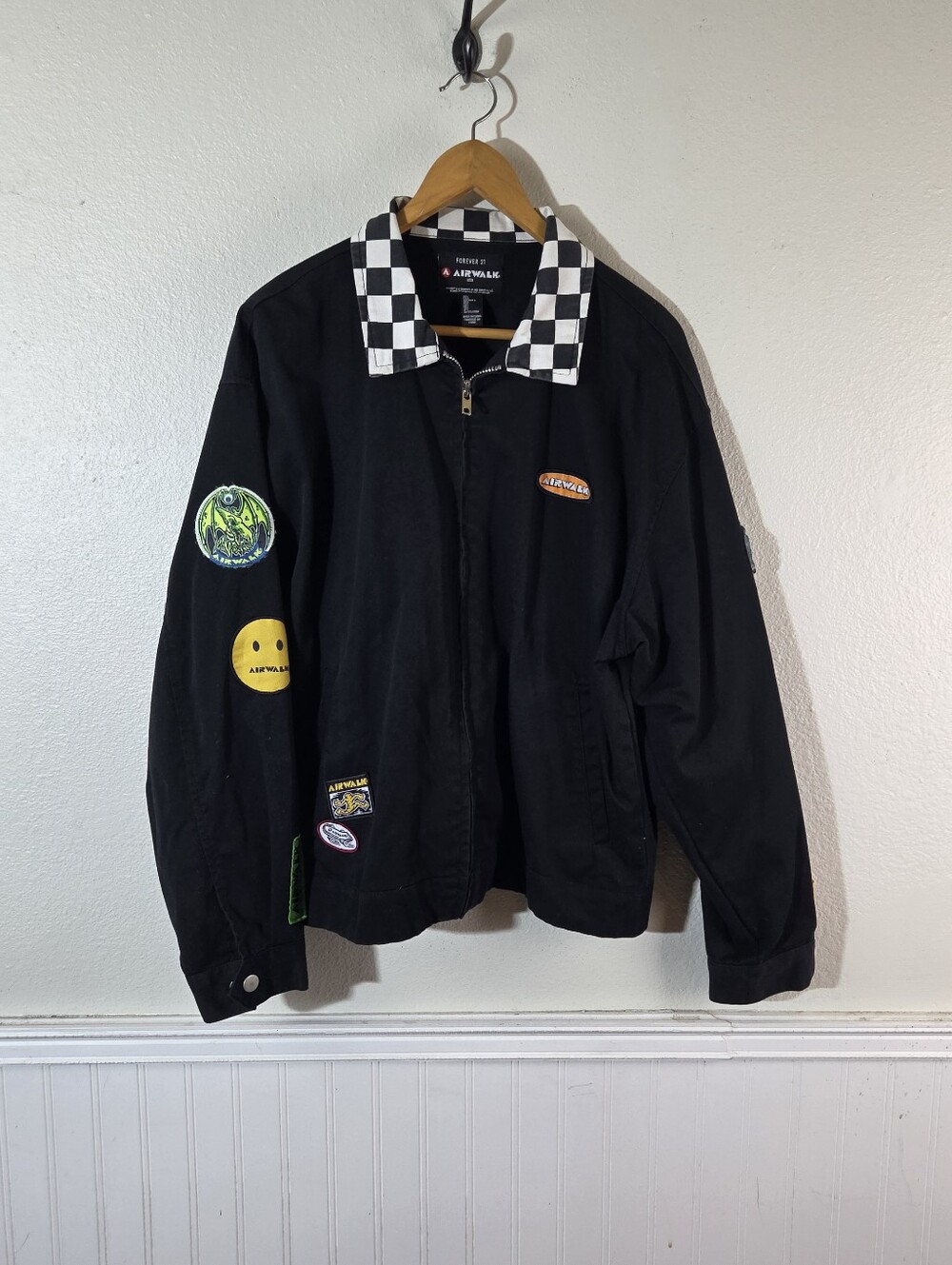 Forever 21 Airwalk Men L Black Checkerboard Zip Jacket Skate Graphic